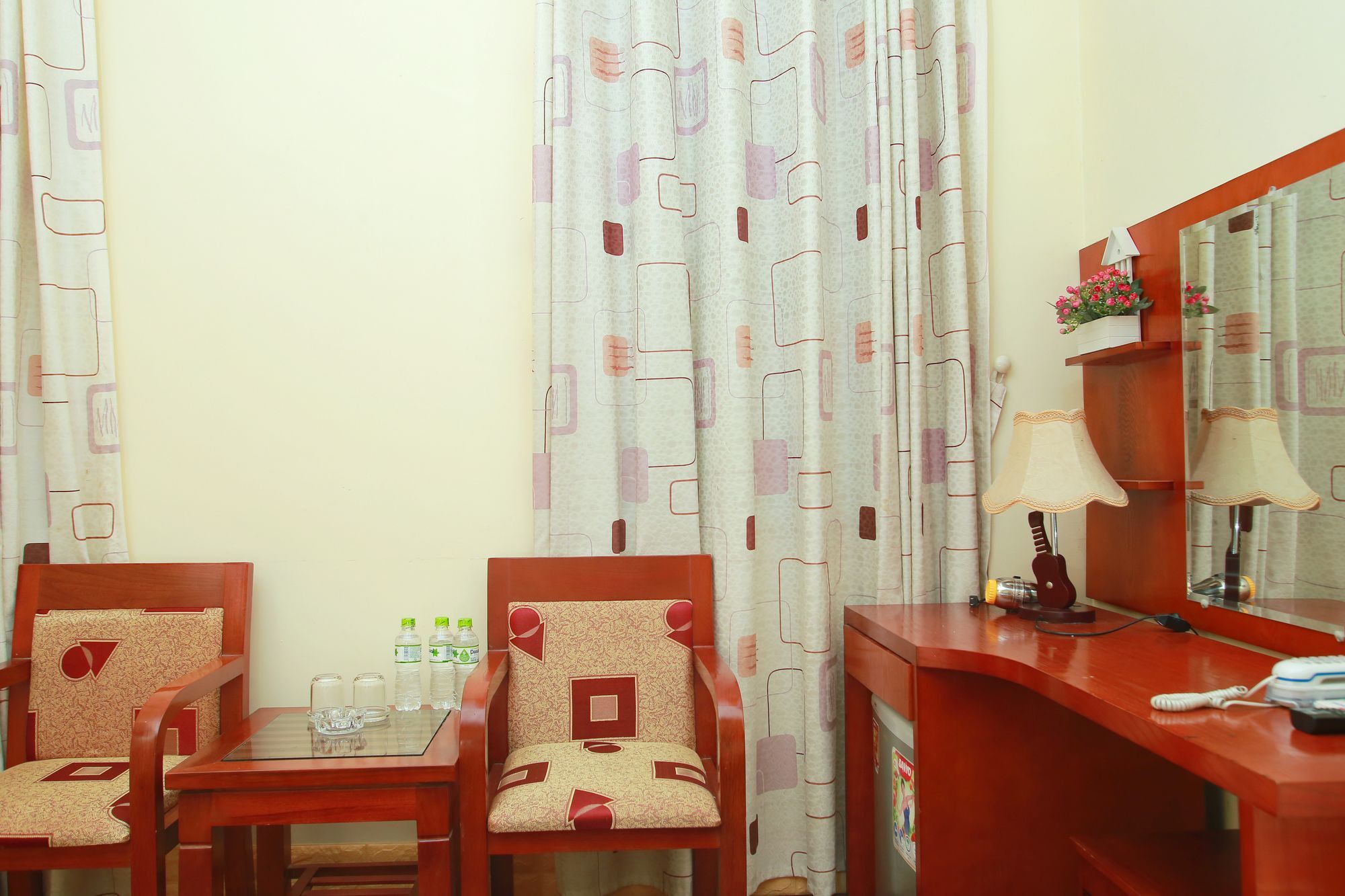 Reddoorz Near Hanoi Railway Station Luaran gambar