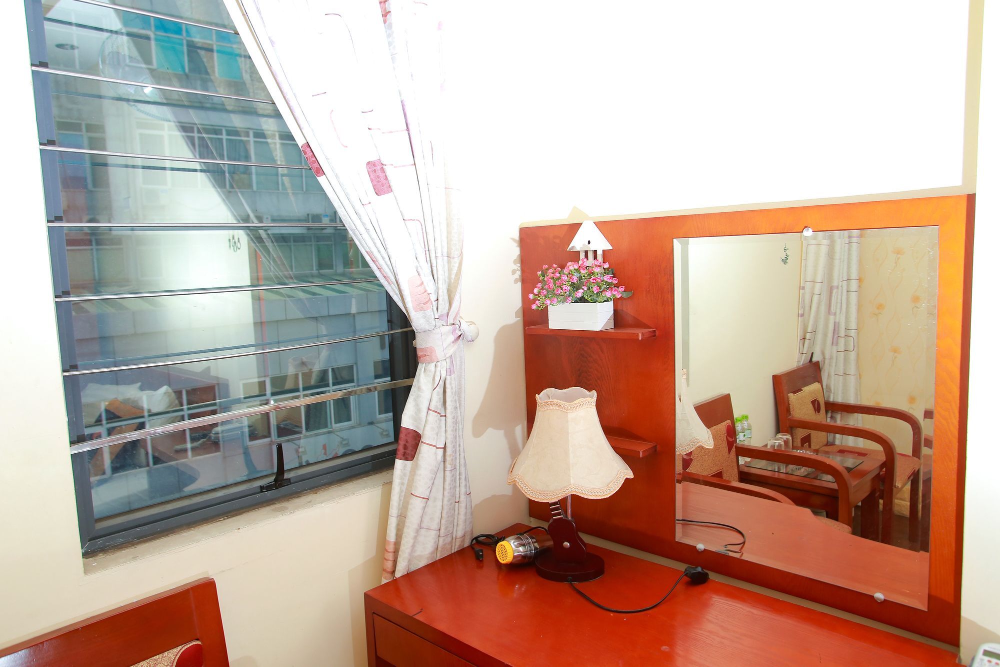 Reddoorz Near Hanoi Railway Station Luaran gambar