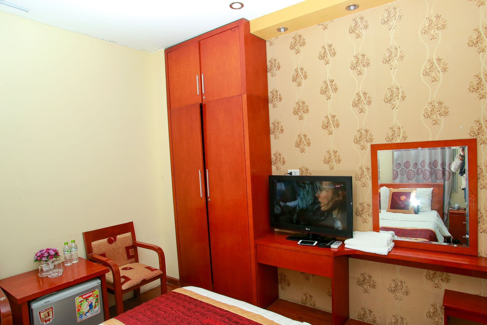 Reddoorz Near Hanoi Railway Station Luaran gambar